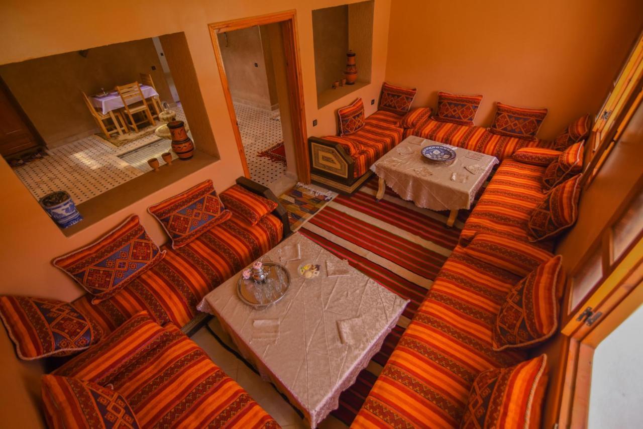 Kasbah Roseville Ait Ouahi Buitenkant foto