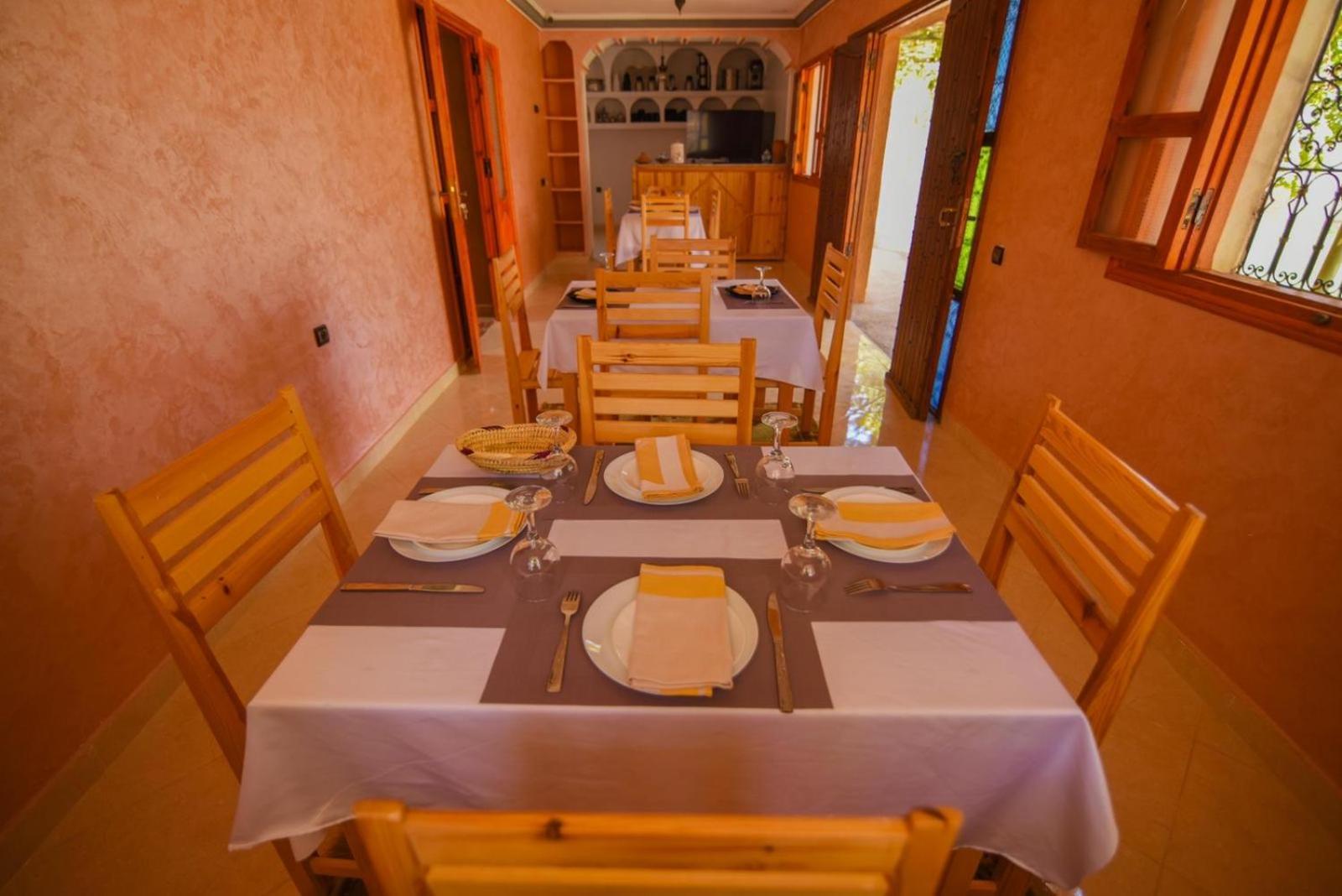 Kasbah Roseville Ait Ouahi Buitenkant foto